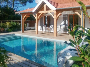 Villa de 3 chambres a Soulac sur Mer a 600 m de la plage avec piscine privee et jardin clos